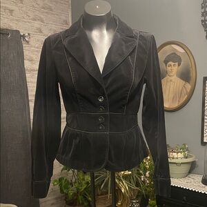 listing-status-banner